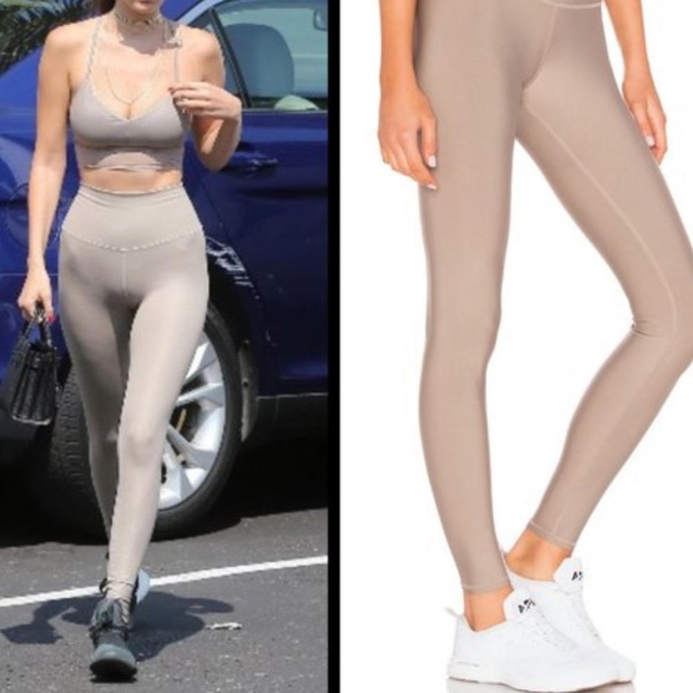 alo airbrush leggings in gravel